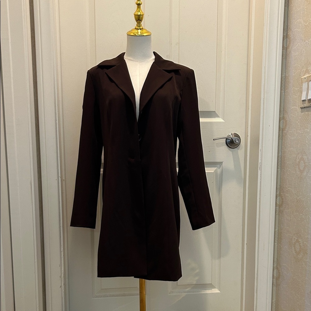 Monroe & Main Elegant Brown Women's Coat in Women’s Size 10